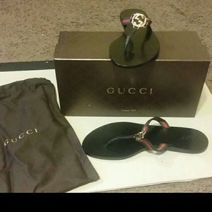 Gucci thong sandals